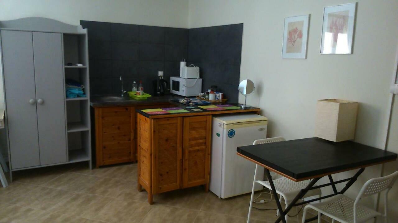 Kingsize Bed 2X2,20 Comfort Super Wifi 70 Mbps Studio! سالونيك المظهر الخارجي الصورة